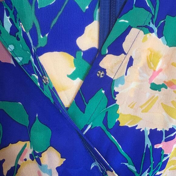 Yumi Kim Silk Floral Romper Women's Large Roll Tab Sleeves Back Zip Deep V-Neck - Picture 6 of 11